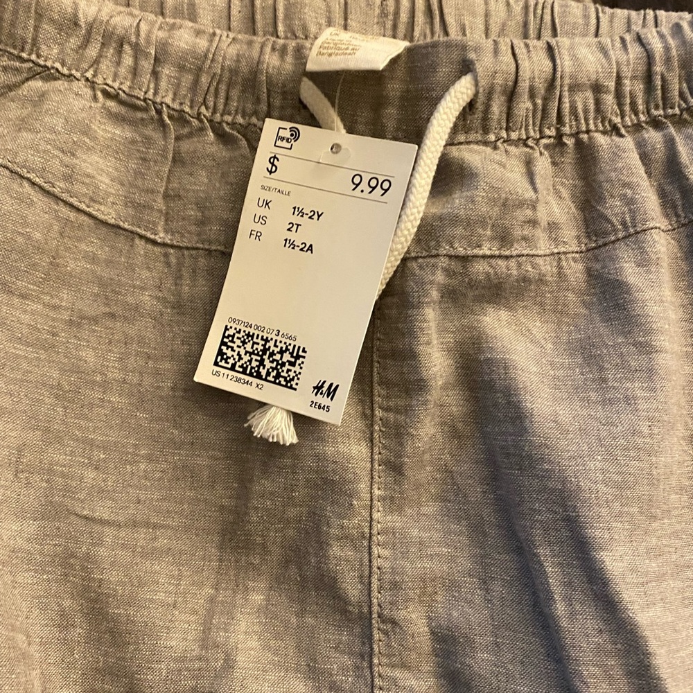 H&M - Picture 2 of 2